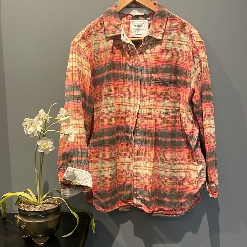American Eagle top